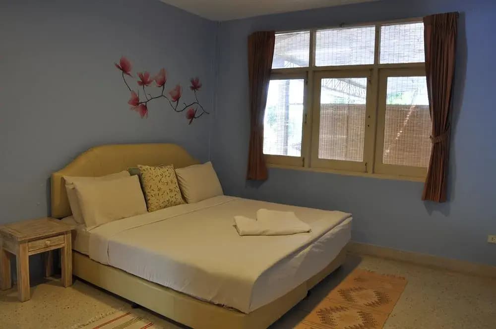 Baan Rajdamnern Huahin - photo 6