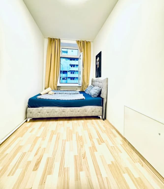 Quiet Private Room Near FAC Platz - photo 1