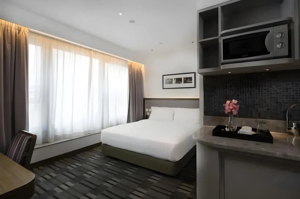 Hotel One Eighteen - photo 20