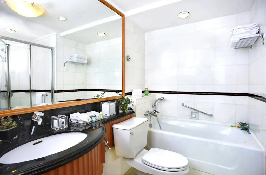 Metropark Hotel Causeway Bay HK - photo 11