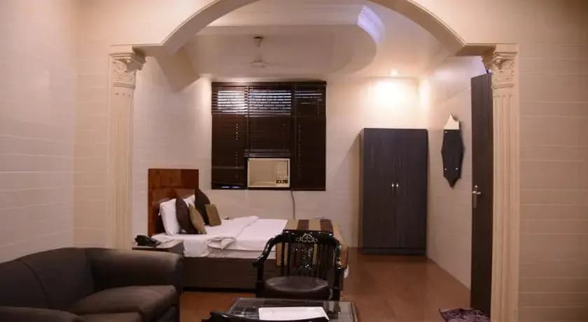 Hotel Bill Palace - photo 6