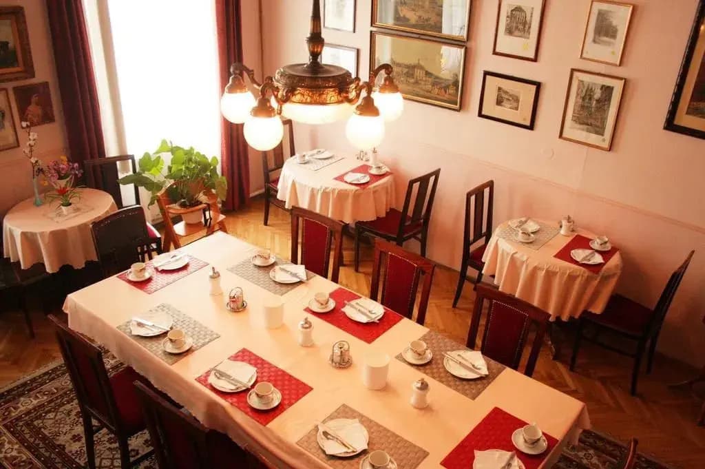 Hotel Pension Bosch - photo 12