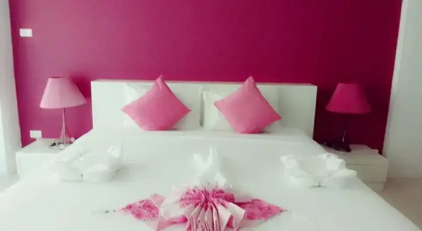 Massage Corner Guesthouse - photo 8