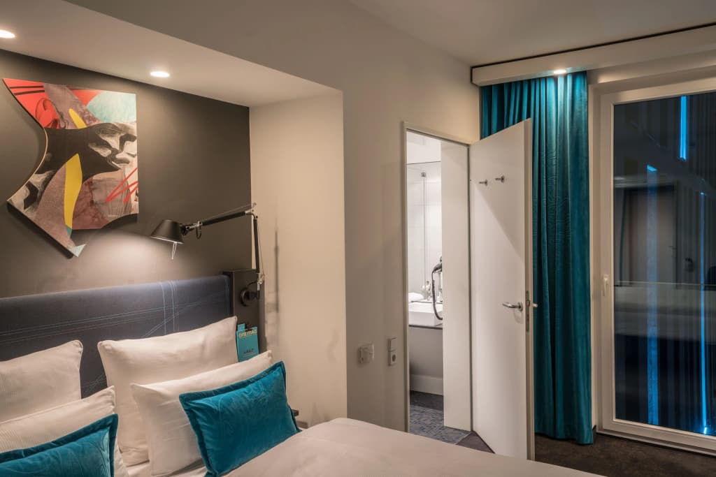 Motel One Berlin-Alexanderplatz - photo 25