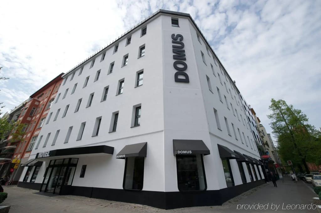 The Dean Berlin - photo 1