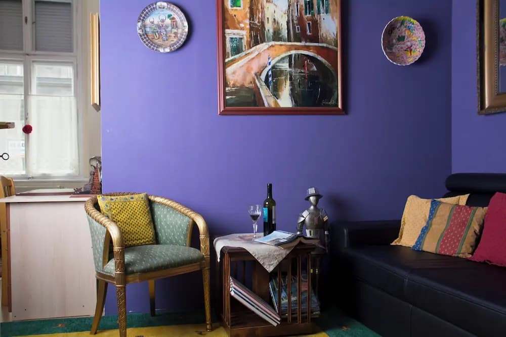 Stunning 2 Double Bedroom Apartment In The Centre Of Budapest - photo 12