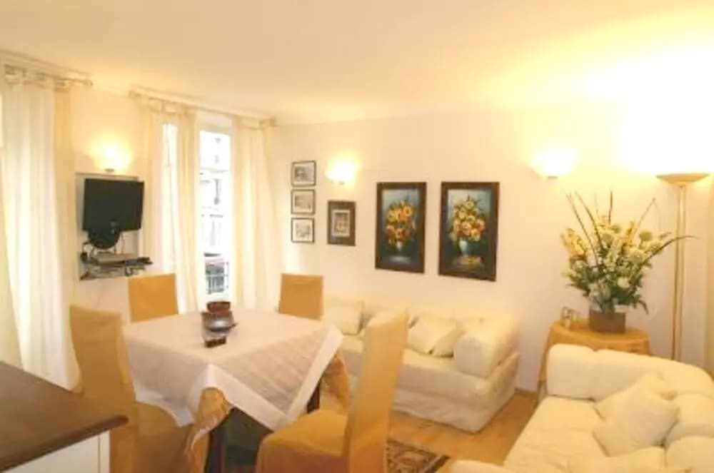 Apartment With 2 Bedrooms in Paris, With Wonderful City View and Wifi - photo 6