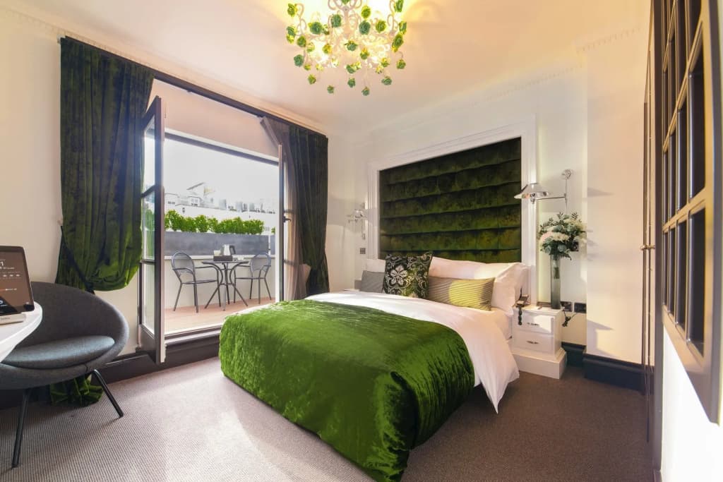 The Exhibitionist Hotel - photo 5