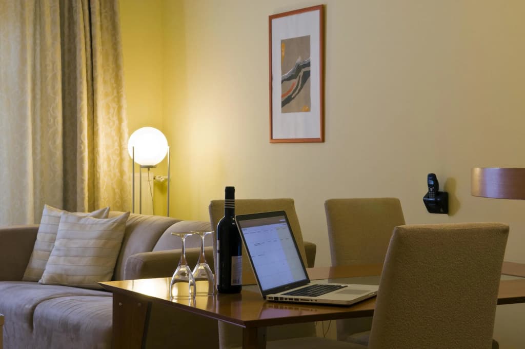 Mamaison Residence Izabella Budapest - photo 6