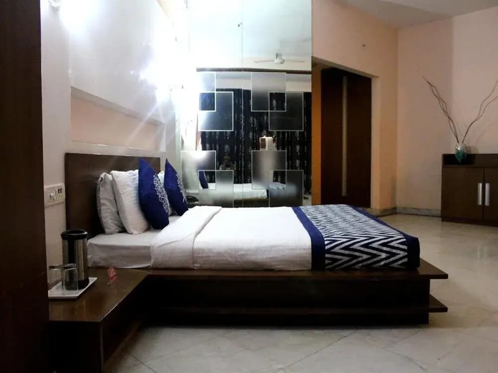 OYO Rooms Vikas Puri New Delhi - photo 2