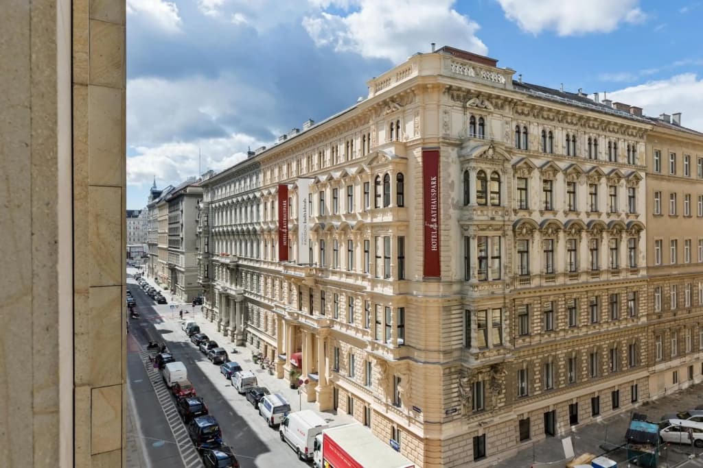 Hotel Rathauspark Wien — Handwritten Collection - photo 1