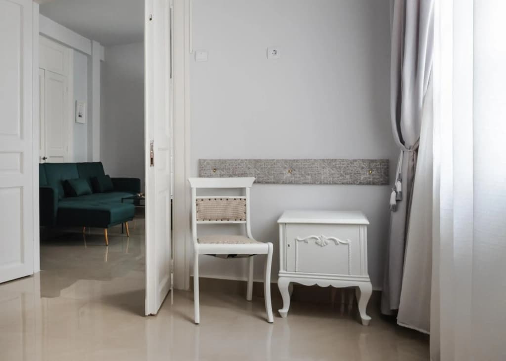 Polytimon, an Athenian neoclassical apartment - photo 2