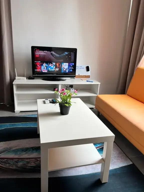 Big Dreams Studio, Wifi, Netflix, Free Parking - photo 2