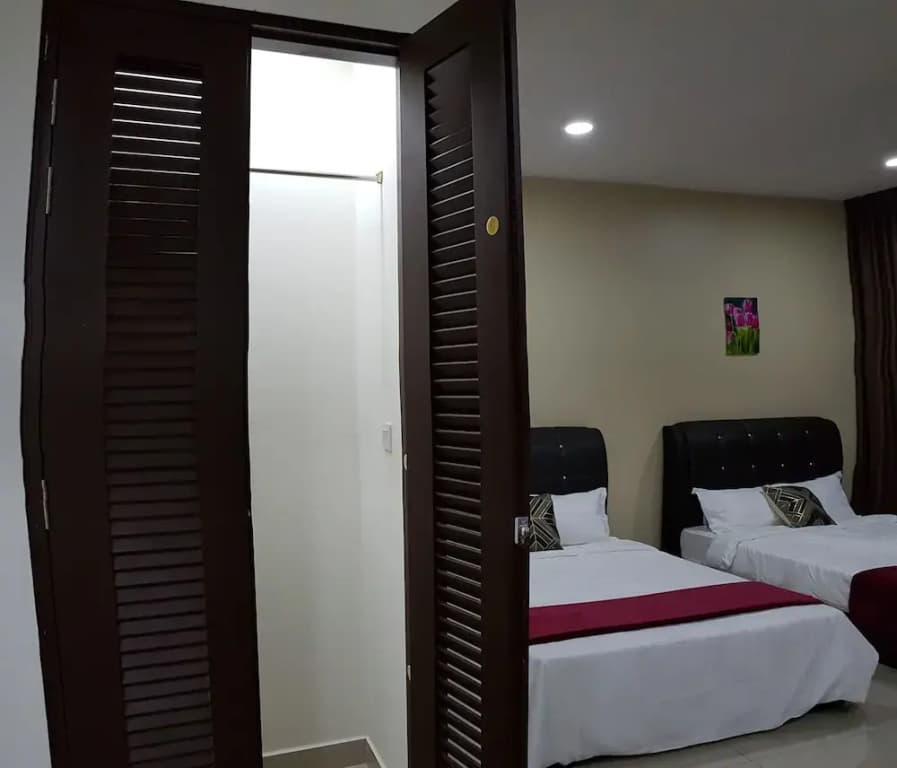 EUZMO Residences @ Trefoil Setia Alam - photo 2