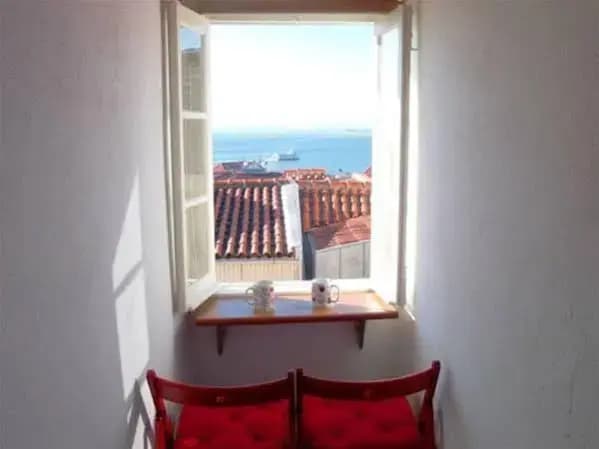 Lisbon Madragoa-Lapa Typical - photo 6