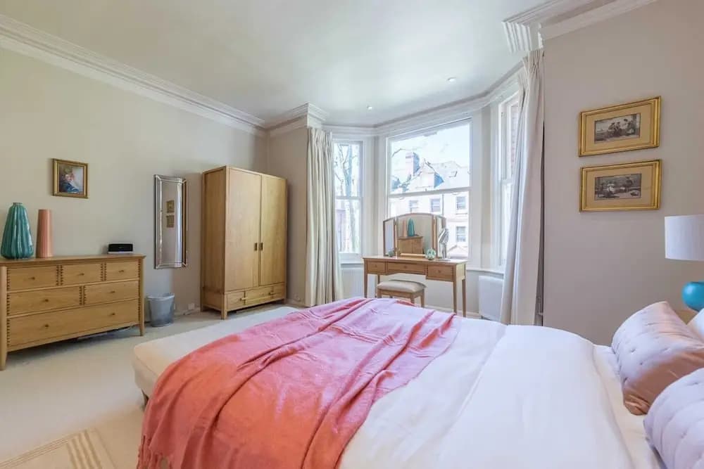 Homely 2 Bedroom Victorian Apartment in Hampstead - photo 6