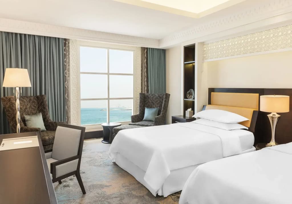 Sheraton Sharjah Beach Resort & Spa - photo 4