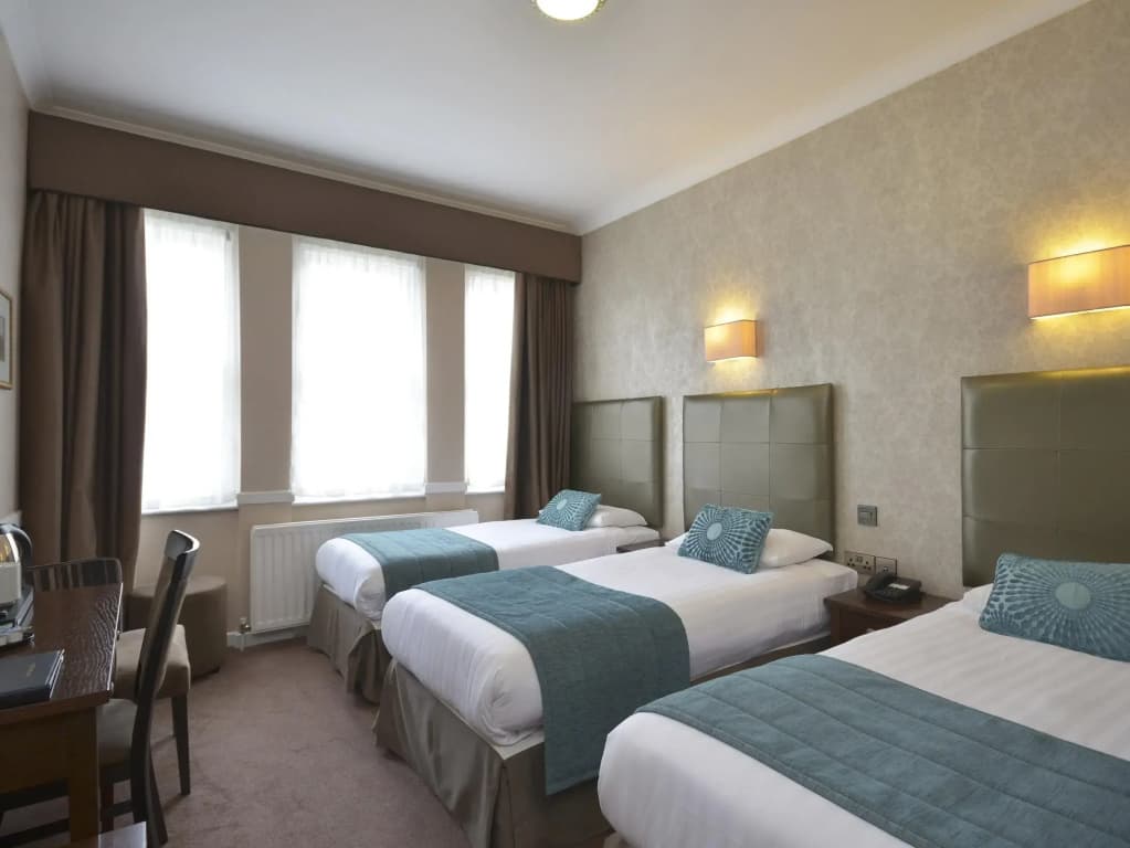 The Princes Square Hotel - photo 4