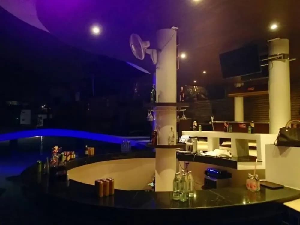 Beststayinphuket Poolview - photo 28