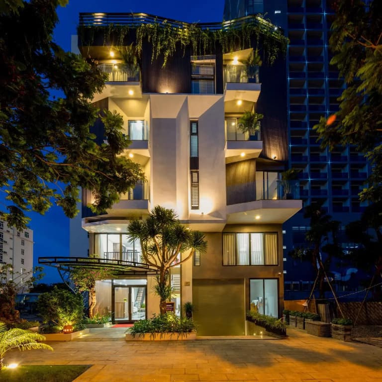 Dana Residence - main photo