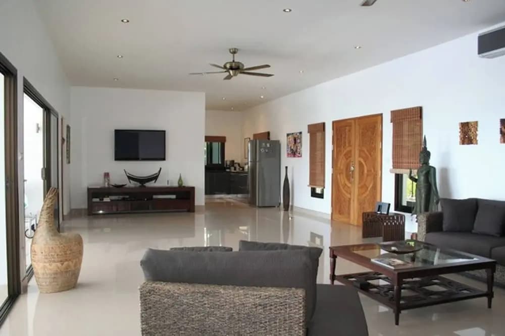 Secluded Villa With Private Pool and Breathtaking Sea Views - photo 2