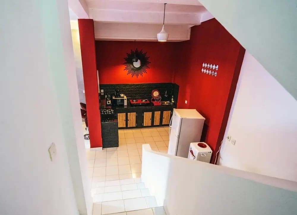 Black and Red Oberoi Villa - photo 1