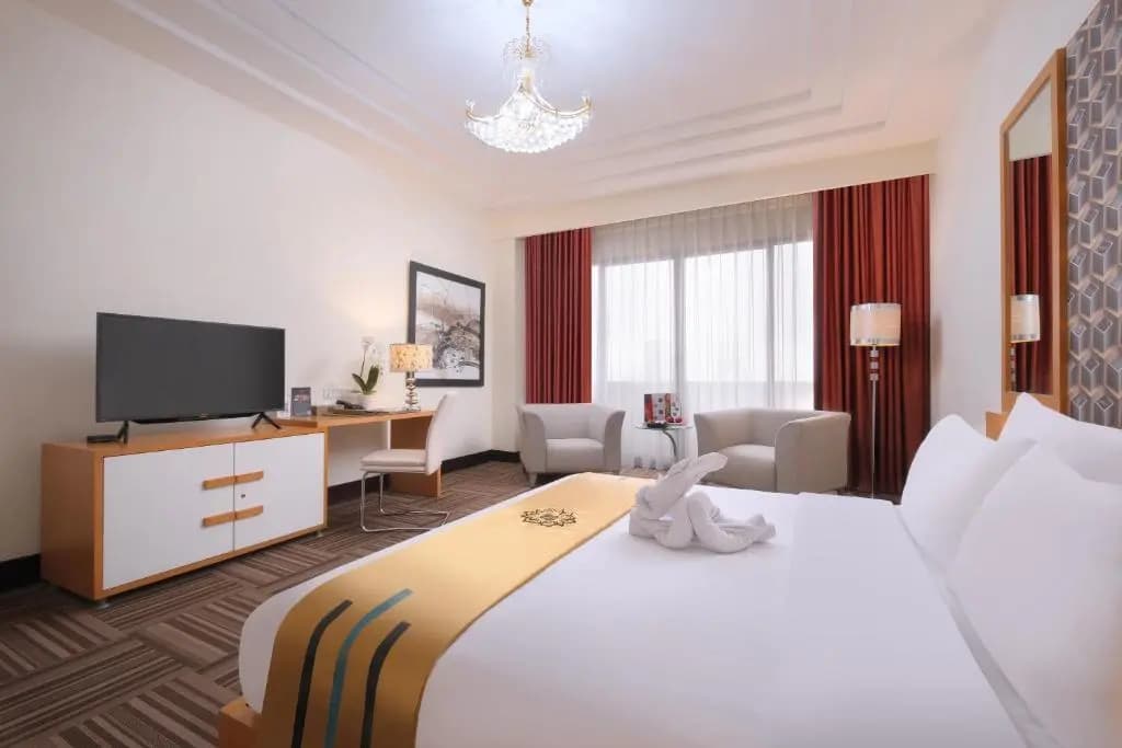 Merlynn Park Hotel - photo 49