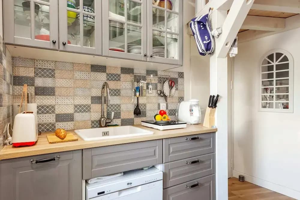 Large Studio in the Heart of Paris, for 4 People - photo 11