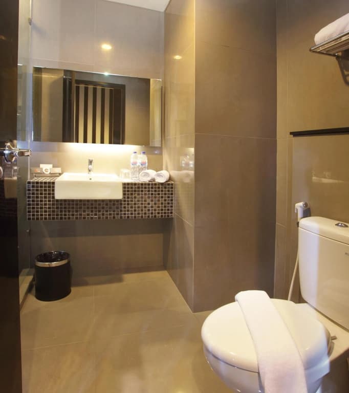 Cabin Hotel - photo 8