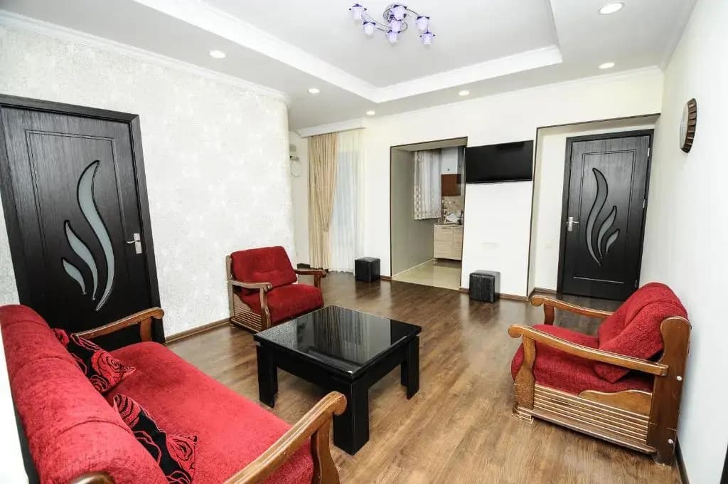 Elegant Modern Apartment - photo 11