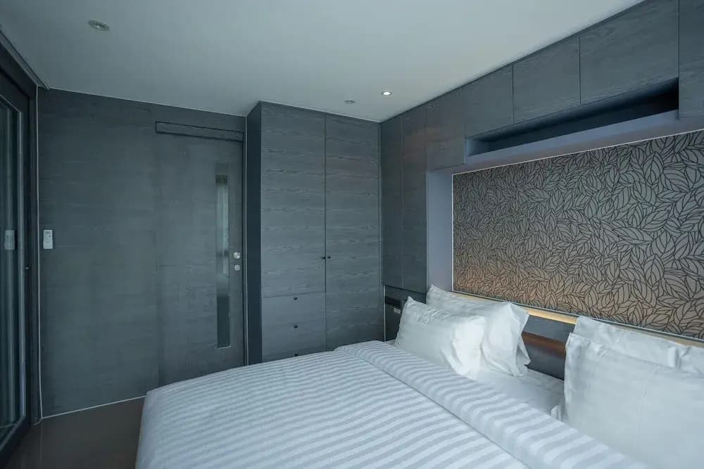 Condo Near Beach Rooftop Pool C252 - photo 3