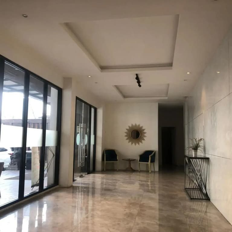 Hotel Aruni Ancol - photo 8