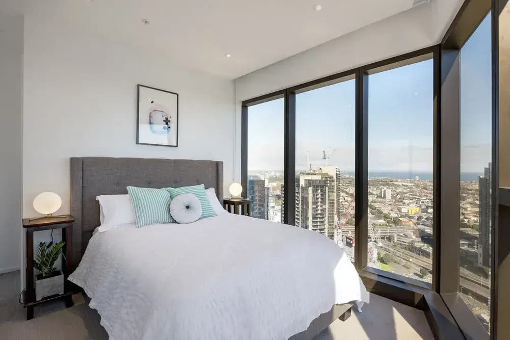 Luxurious 3 Bedroom Apartment - photo 3