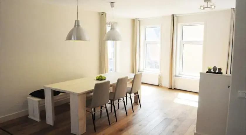 Lobby Apartment - photo 10
