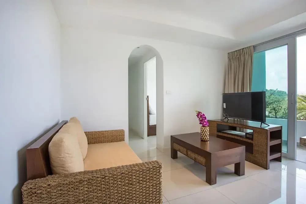 Kata Ocean View 1BR Apartment O17 - photo 2