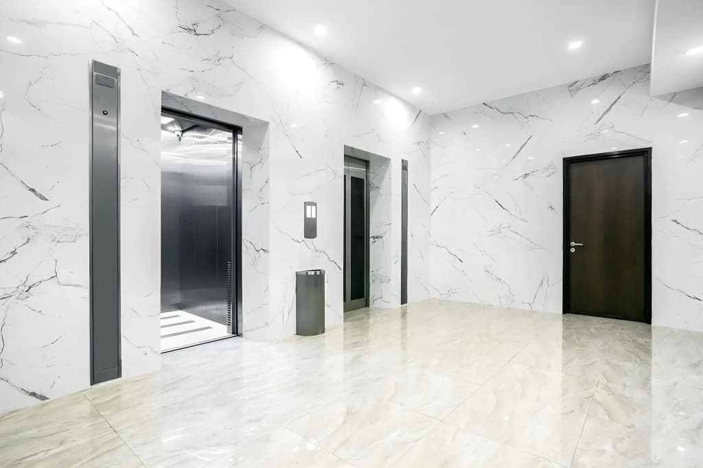 U3 Hotel - photo 32