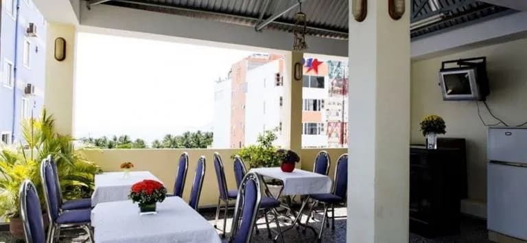 Mai Huy Hotel - photo 17