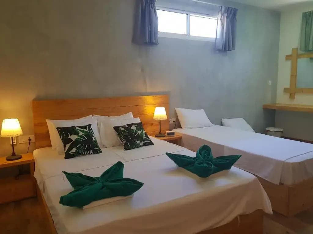 Isla Dhiffushi - photo 1