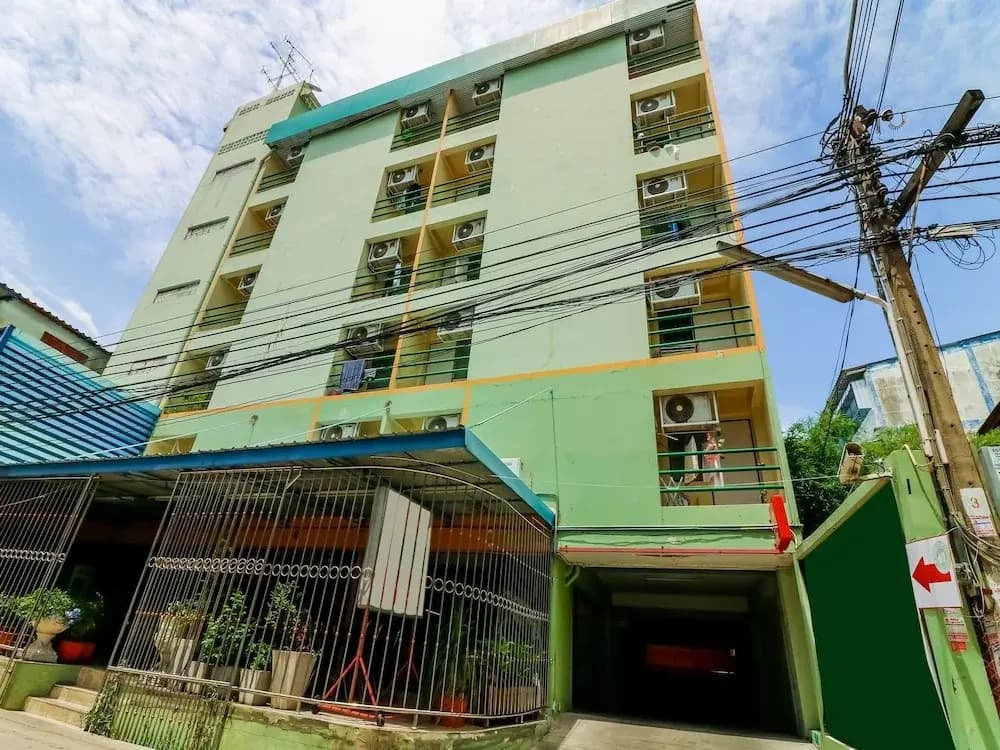 NIDA Rooms Eakachai Soi 47 Chill Place - main photo