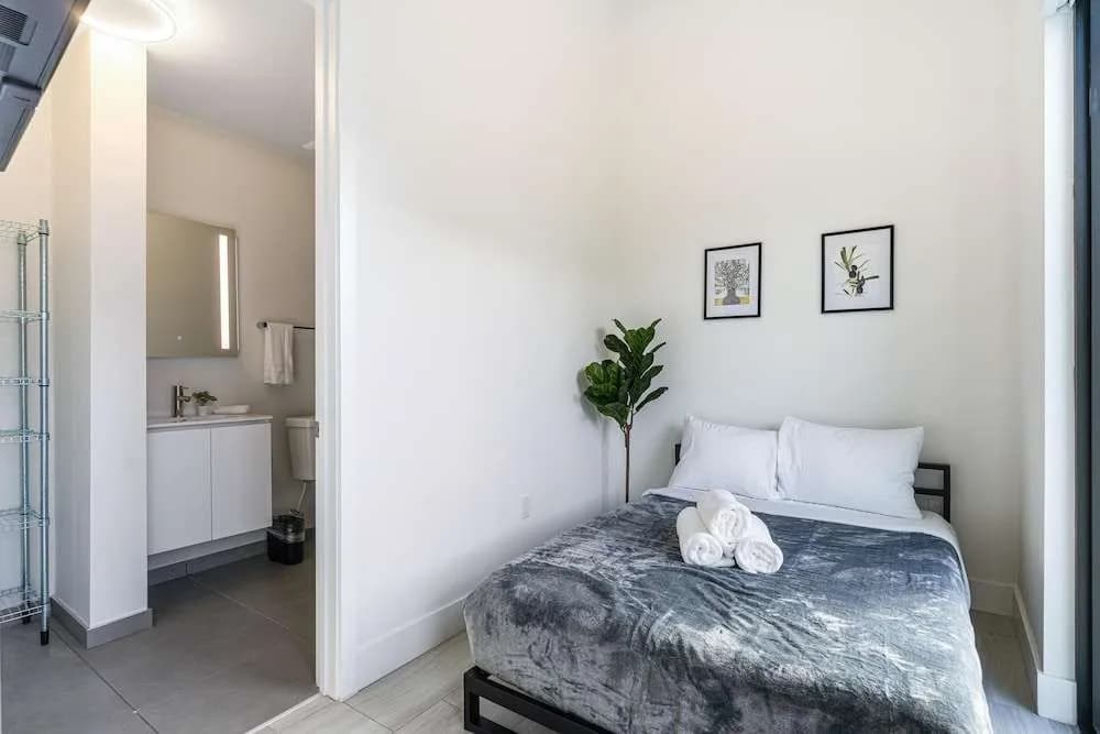 Olive Apartments - photo 20