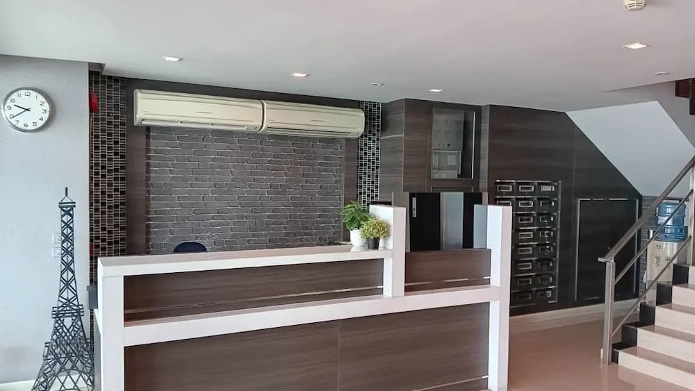 J Residence Thonglor 8 - photo 2