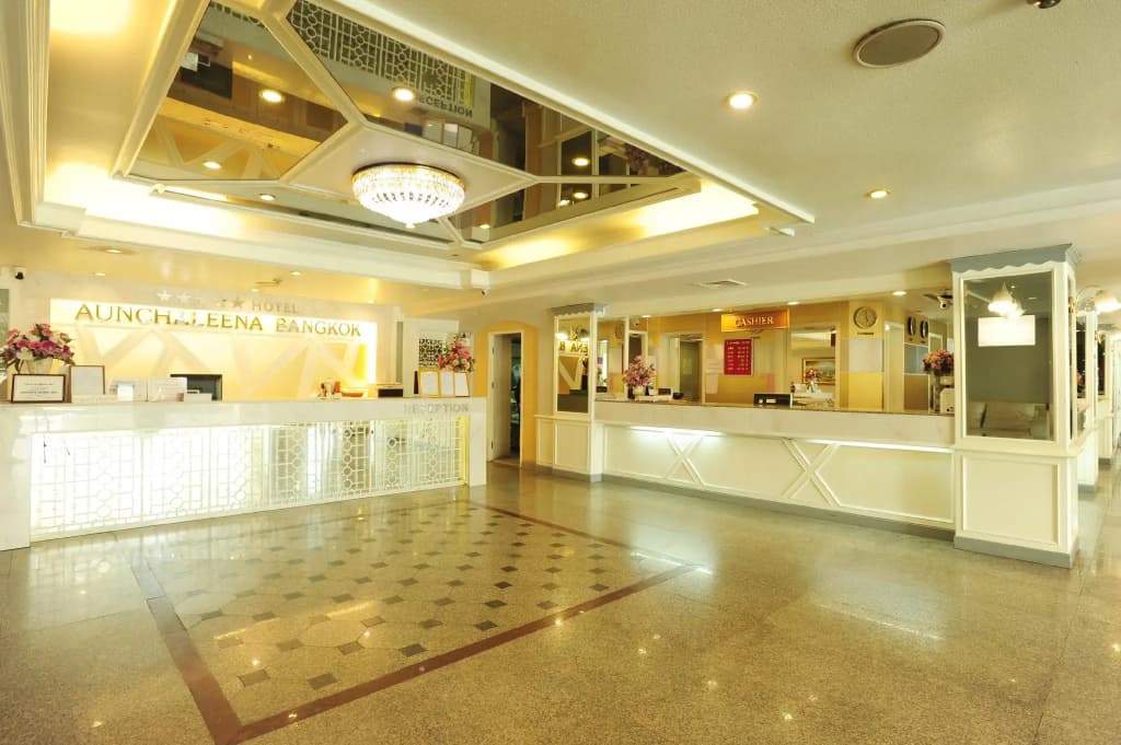 Aunchaleena Grand Hotel Wing B - photo 15