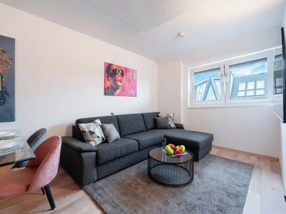 Sky9 Apartments Stadthalle - photo 28