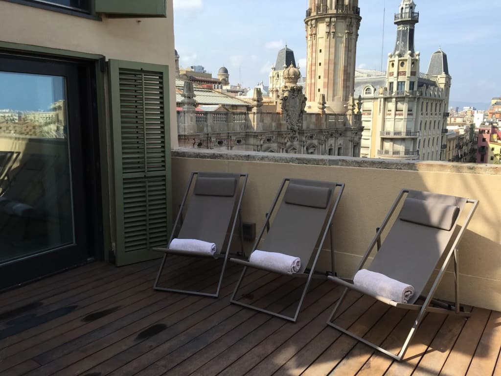 Duquesa Suites Barcelona - photo 22