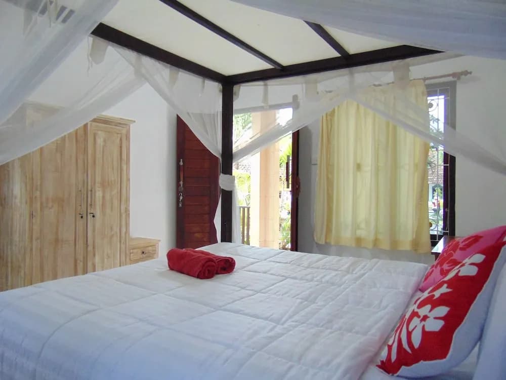 Leggie's Bungalow - photo 2