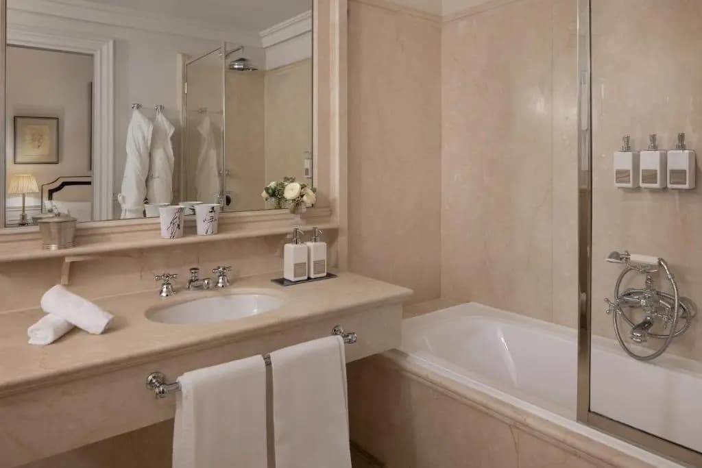 Hotel Lungarno - photo 41