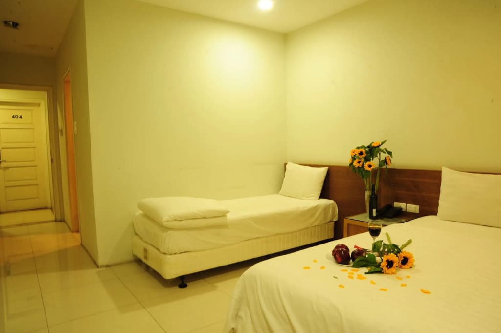 Phuong Anh Hotel - photo 2