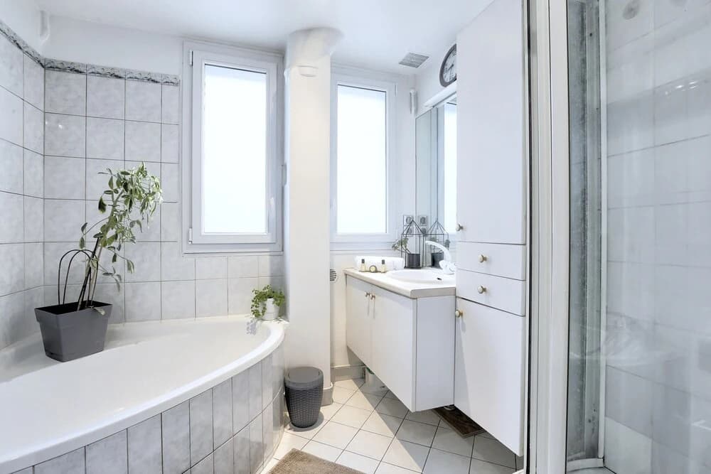 Ideal 3BR Apartment on La Fayette - photo 6