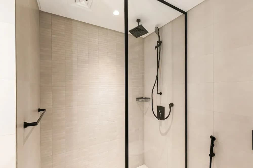 Driven Holiday Homes Marquise Square - photo 9