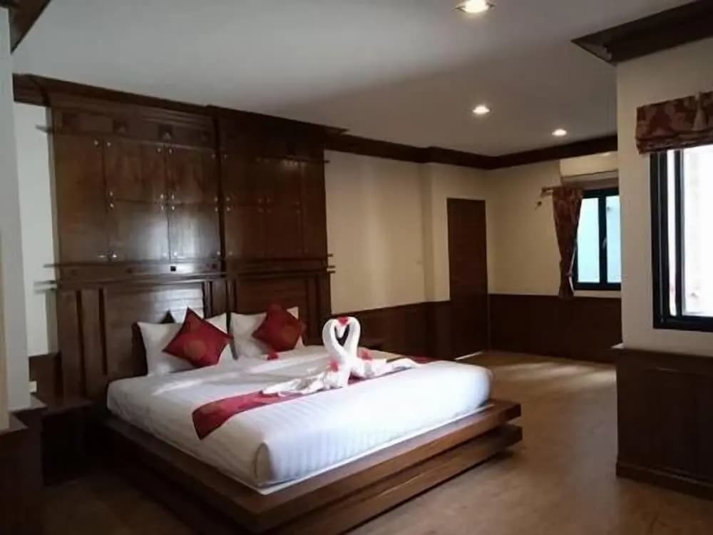 Lanta White's House - photo 4